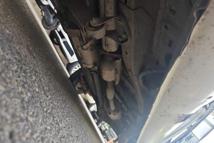 Used Haima Fushida Hongda 2012 1.0L Xin Hongda Utility Version Chassis Front Left