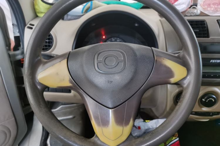 Used Haima Fushida Hongda 2012 1.0L Xin Hongda Utility Version Steering Wheel