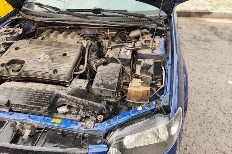 Used Haima Haifuxing 2004 1.6L GLX Engine Bay Left