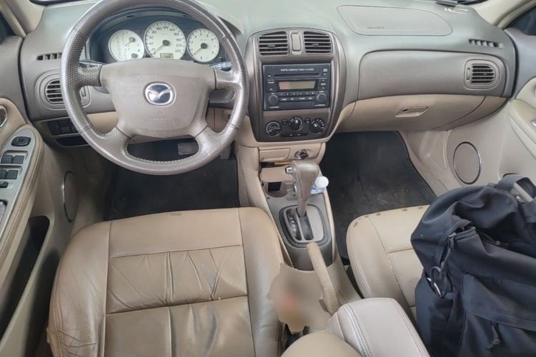 Used Haima Haifuxing 2004 1.6L GLX Center Console