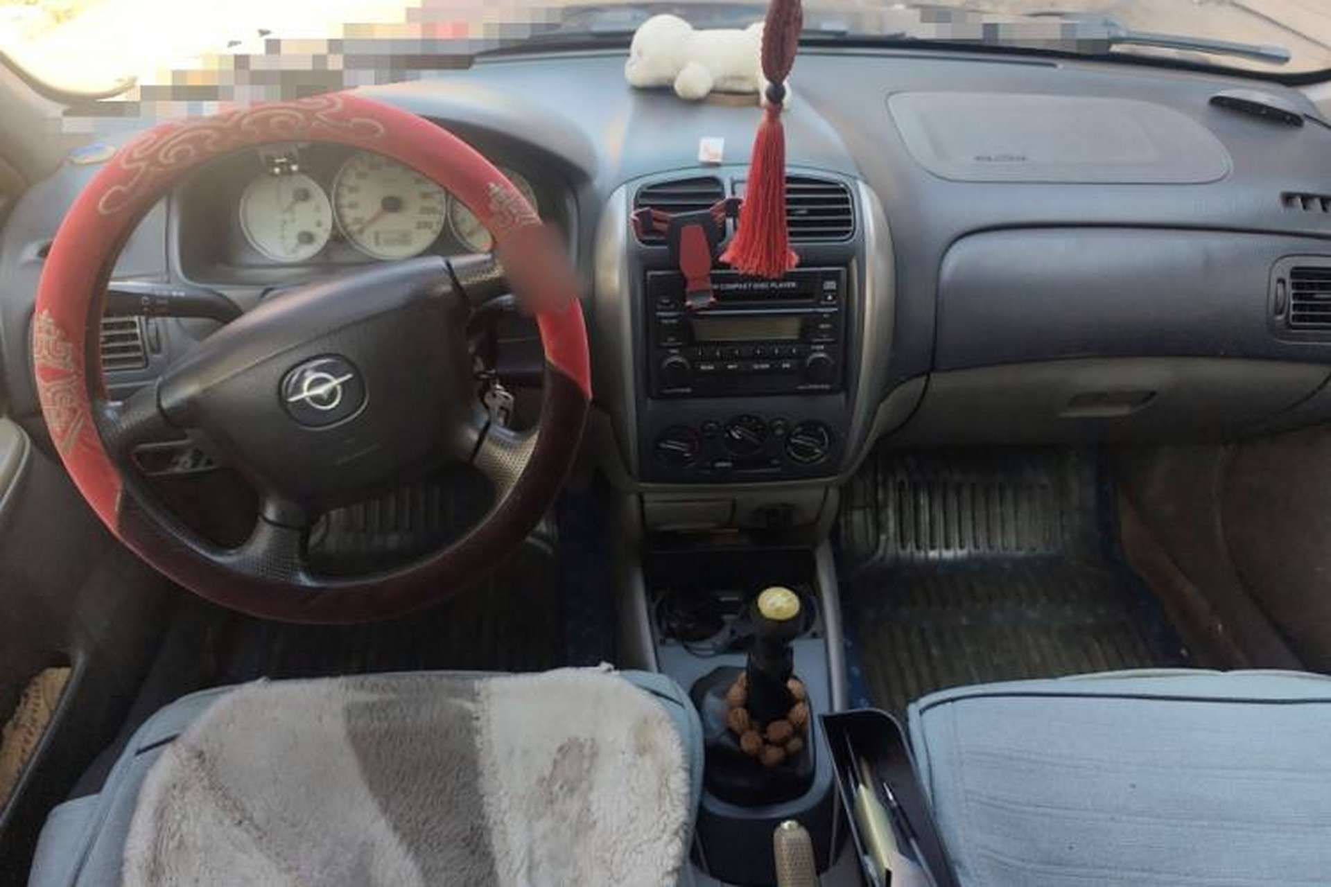 Used Haima Haifuxing 2008 1.6L Manual Happiness Edition GX Center Console