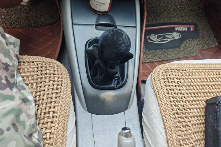 Used Haima Haifuxing 2009 1.6L Manual Standard GL Gear Lever