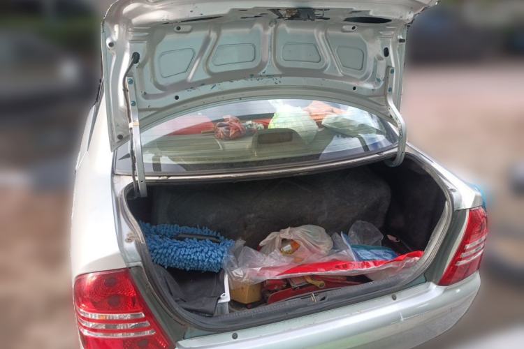 Used Haima Haifuxing 2010 1.6L Manual Standard Edition Trunk