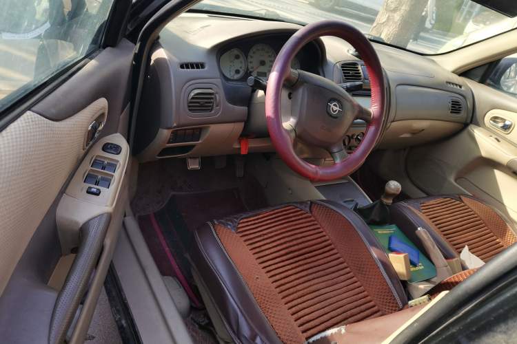 Used Haima Haifuxing 2011 1.5L Manual Elite Edition Driver Seat