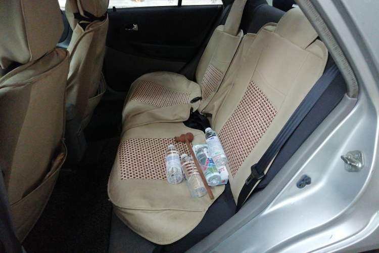 Used Haima Haifuxing 2011 1.3L Manual Comfort Version Left Rear Seat