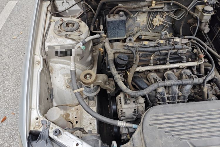 Used Haima Haifuxing 2011 1.5L Manual Elite Edition Engine Bay Right