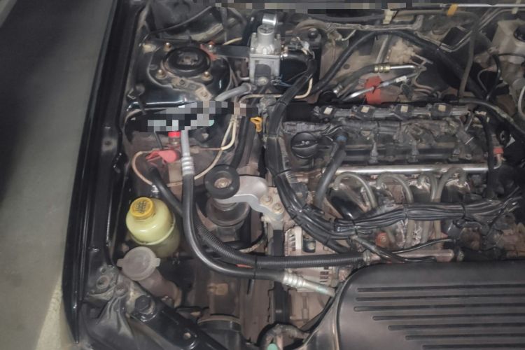 Used Haima Haifuxing 2012 1.5L Manual Elite Edition Engine Bay Right
