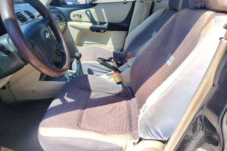 Used Haima Haifuxing 2012 1.5L Manual Elite Edition Left Front Seat