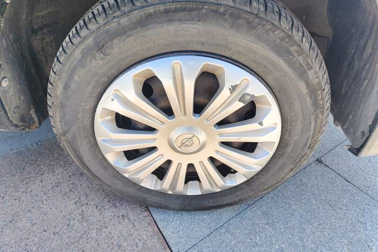 Used Haima Haifuxing 2012 1.5L Manual Elite Edition Right Front Wheel Hub
