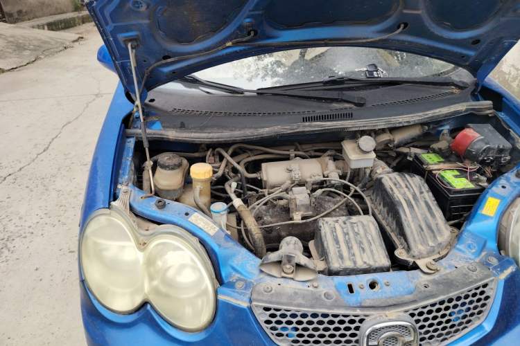 Used Haima Prince 2011 1.0L Economy Version Engine Bay Right