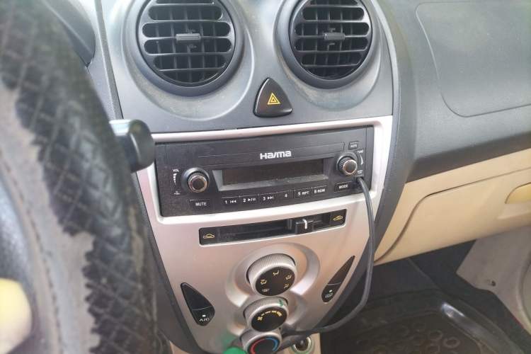 Used Haima Prince 2011 1.0L Economy Version Audio And AC Panel
