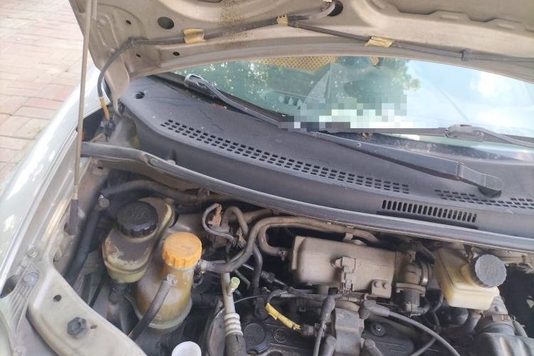 Used Haima Prince 2011 1.0L Economy Version Engine Bay Right