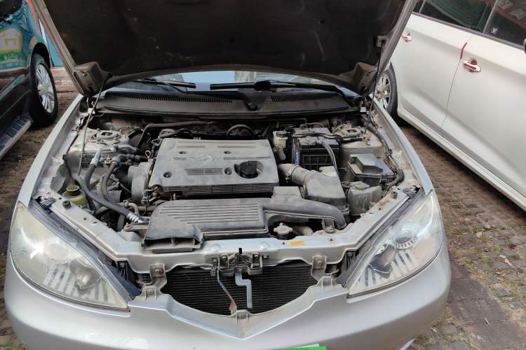 Used Haima Huan Dong 2009 1.6L CVT Comfort Edition Engine Bay