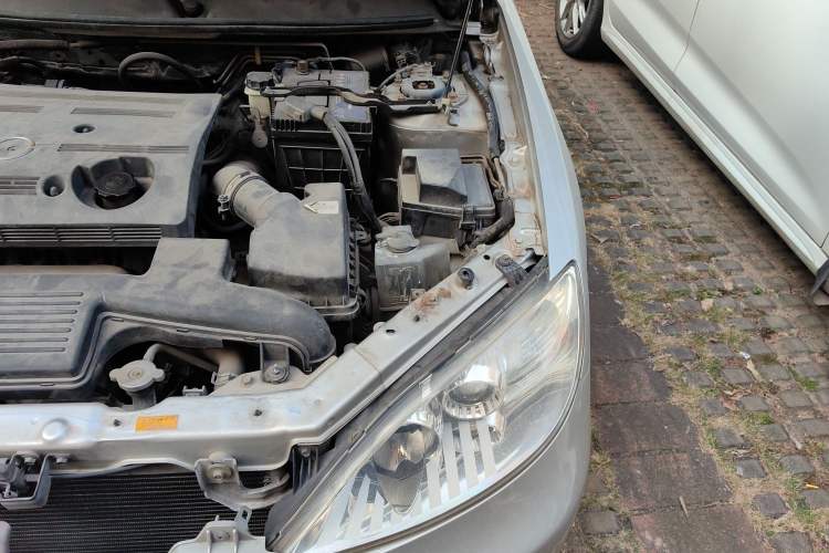 Used Haima Huan Dong 2009 1.6L CVT Comfort Edition Engine Bay Left