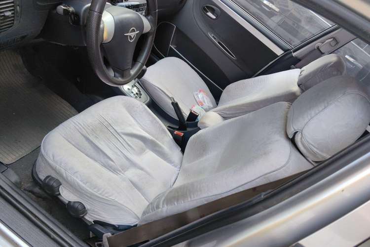 Used Haima Huan Dong 2009 1.6L CVT Comfort Edition Left Front Seat