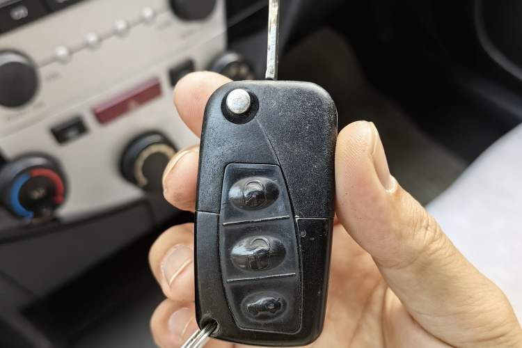 Used Haima Huan Dong 2009 1.6L CVT Comfort Edition Vehicle Key
