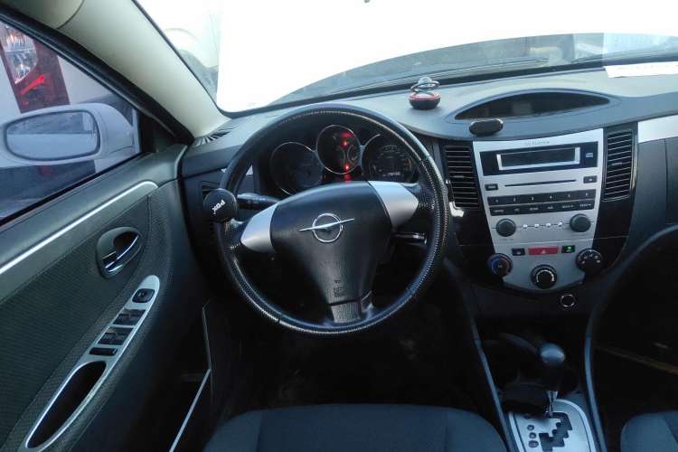 Used Haima Huan Dong 2009 1.6L CVT Comfort Edition Steering Wheel
