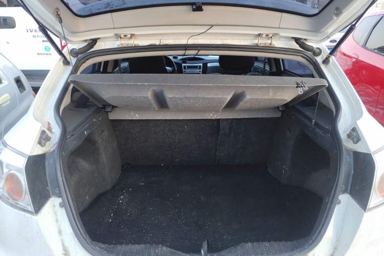 Used Haima Huan Dong 2009 1.6L CVT Comfort Edition Trunk