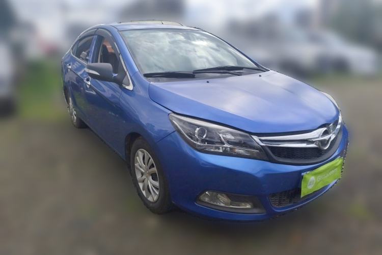 Used Haima M3 2013 1.5L Manual Base Version Front Right 45 Deg