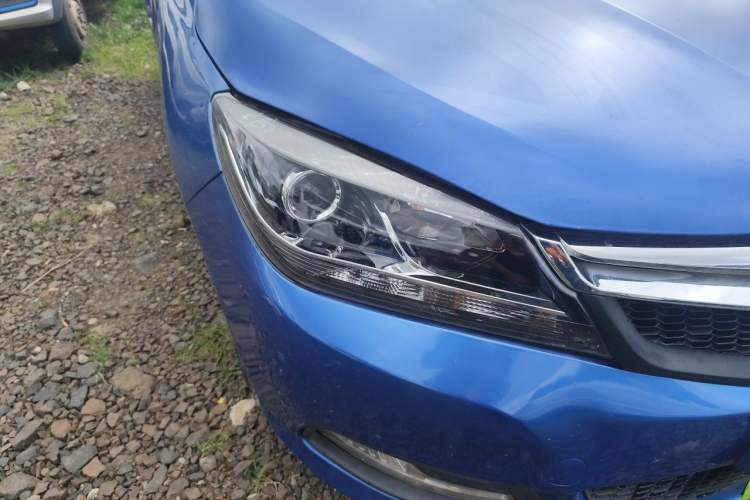 Used Haima M3 2013 1.5L Manual Base Version Right Front Headlight
