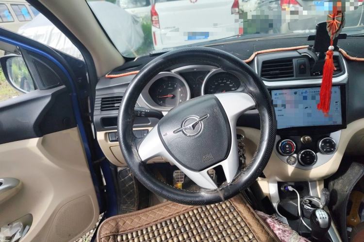 Used Haima M3 2013 1.5L Manual Base Version Steering Wheel