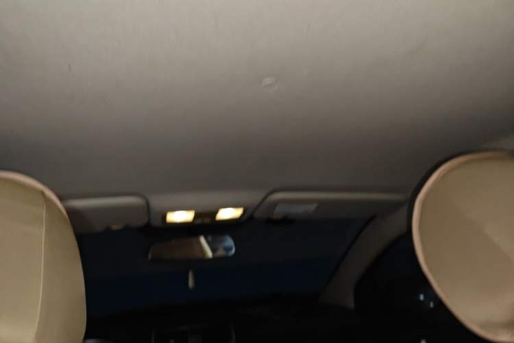 Used Haima M3 2013 1.5L Manual Standard Model Headliner
