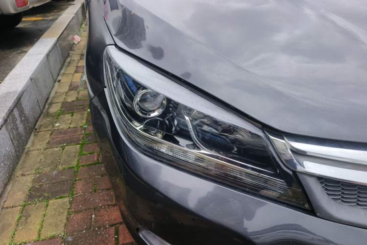 Used Haima M3 2013 1.5L Manual Elite Model Right Front Headlight