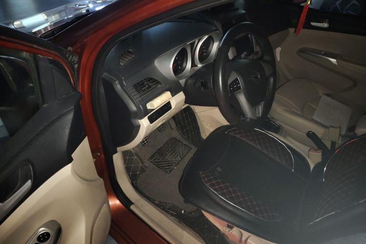 Used Haima M3 2013 1.5L Manual Elite Model Driver Seat