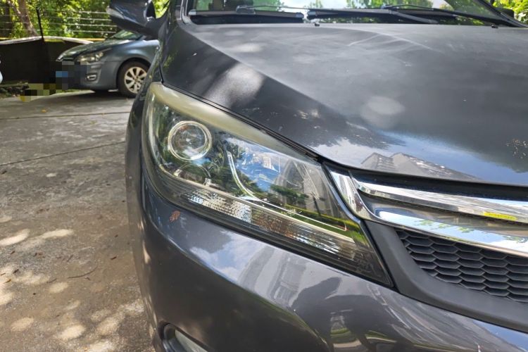 Used Haima M3 2013 1.5L Manual Luxury Model Right Front Headlight