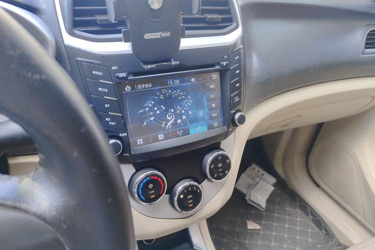 Used Haima M3 2013 1.5L Manual Standard Model Audio And AC Panel