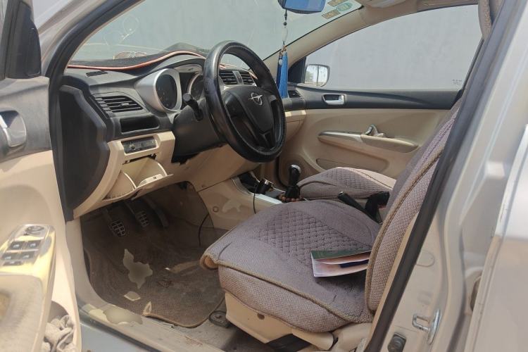 Used Haima M3 2013 1.5L Manual Standard Model Driver Seat