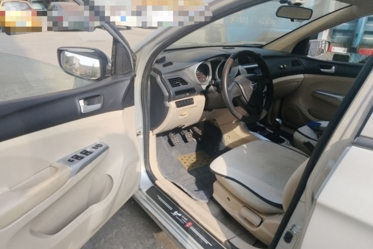 Used Haima M3 2013 1.5L Manual Base Version Driver Seat