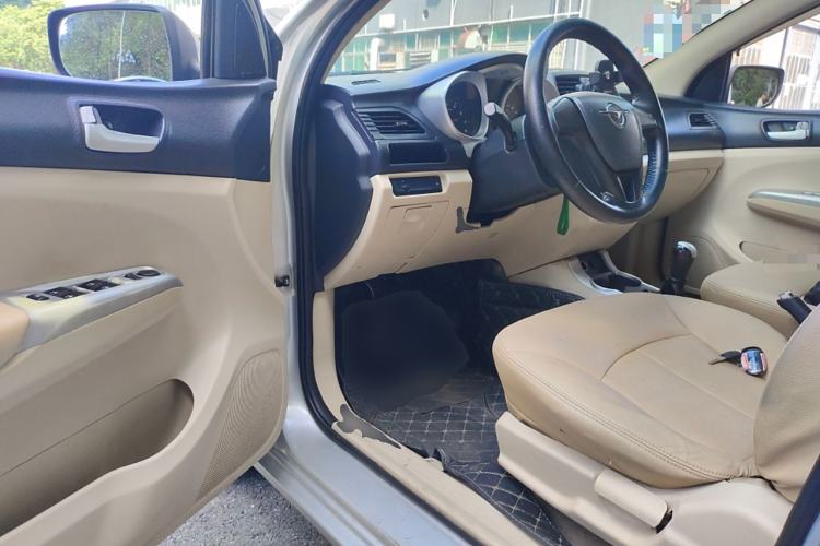 Used Haima M3 2013 1.5L Manual Standard Model Driver Seat
