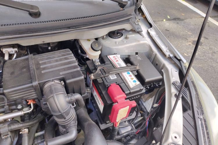 Used Haima M3 2013 1.5L Manual Standard Model Engine Bay Left
