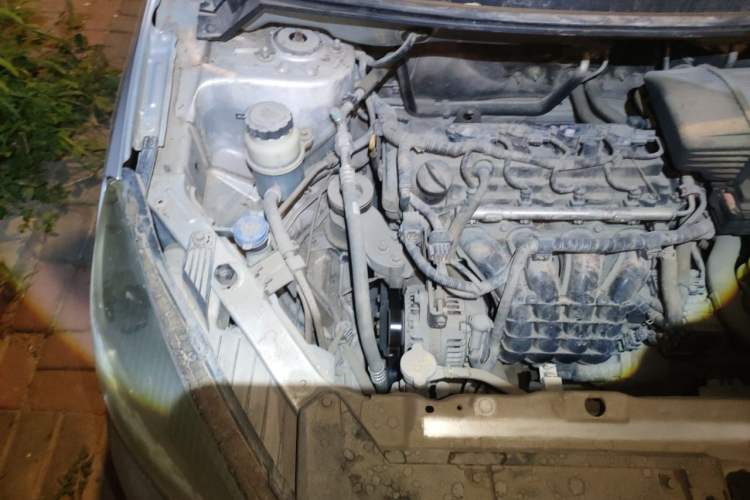 Used Haima M3 2013 1.5L Manual Standard Model Engine Bay Right