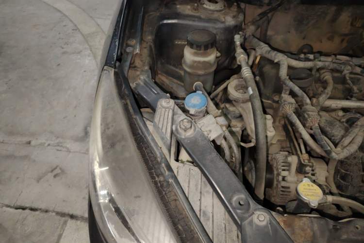 Used Haima M3 2013 1.5L Manual Elite Model Engine Bay Right