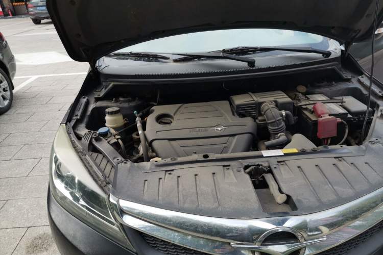 Used Haima M3 2013 1.5L Manual Elite Model Engine Bay Right