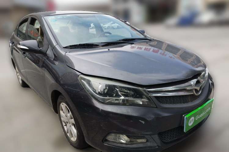 Used Haima M3 2013 1.5L Manual Elite Model Front Right 45 Deg