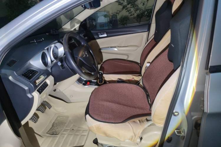 Used Haima M3 2013 1.5L Manual Standard Model Left Front Seat
