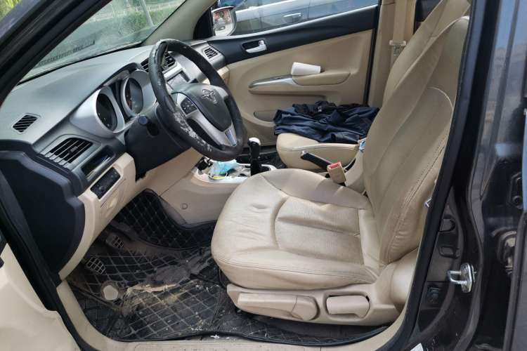 Used Haima M3 2013 1.5L Manual Elite Model Left Front Seat
