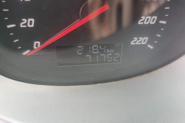 Used Haima M3 2013 1.5L Manual Standard Model Odometer Close Up