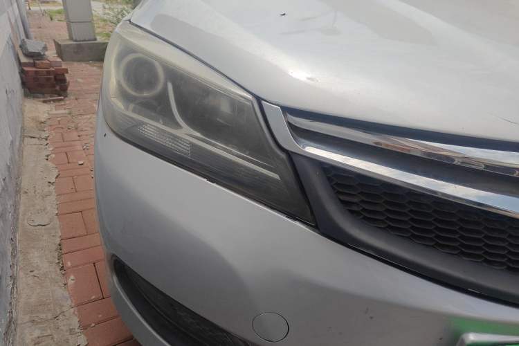 Used Haima M3 2013 1.5L Manual Standard Model Right Front Headlight