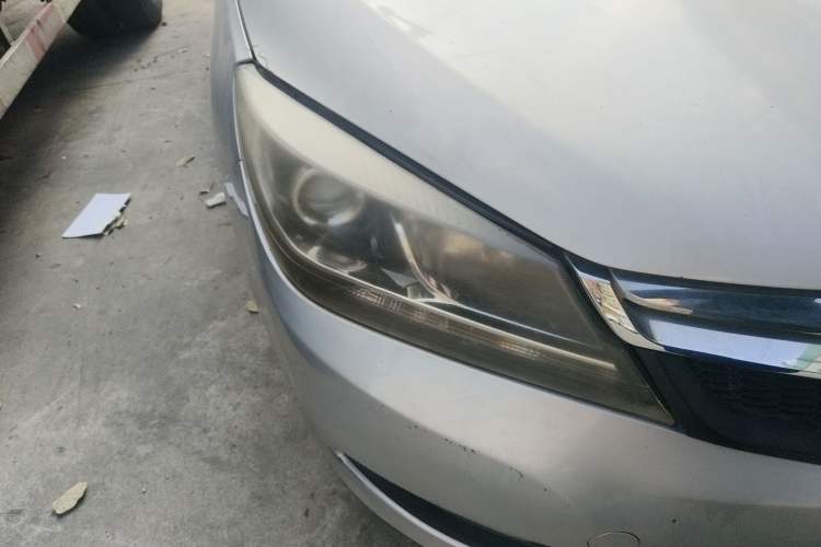 Used Haima M3 2013 1.5L Manual Base Version Right Front Headlight