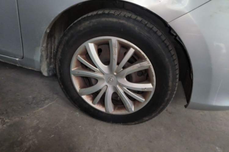 Used Haima M3 2013 1.5L Manual Base Version Right Front Wheel Hub