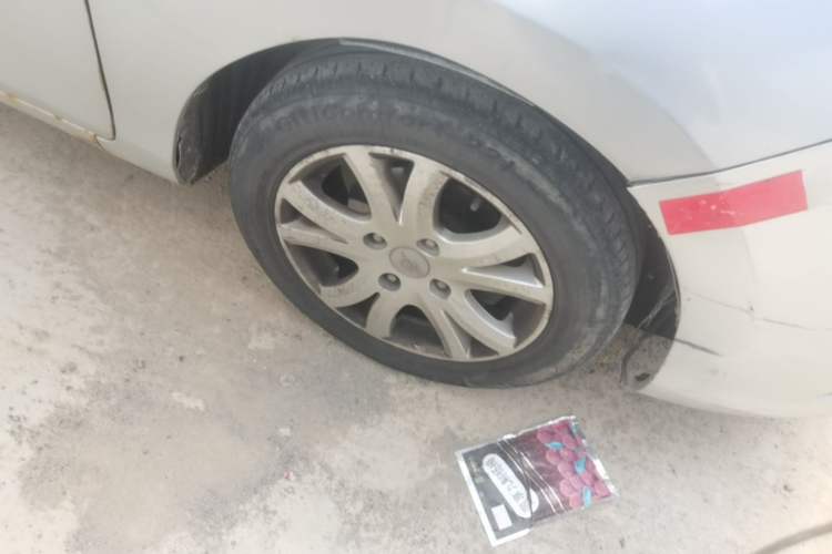 Used Haima M3 2013 1.5L Manual Elite Model Right Front Wheel Hub