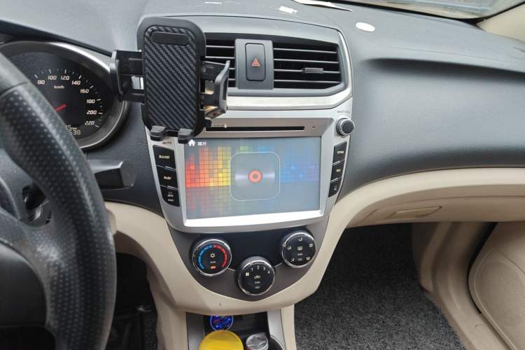 Used Haima M3 2013 1.5L Manual Base Version Audio And AC Panel
