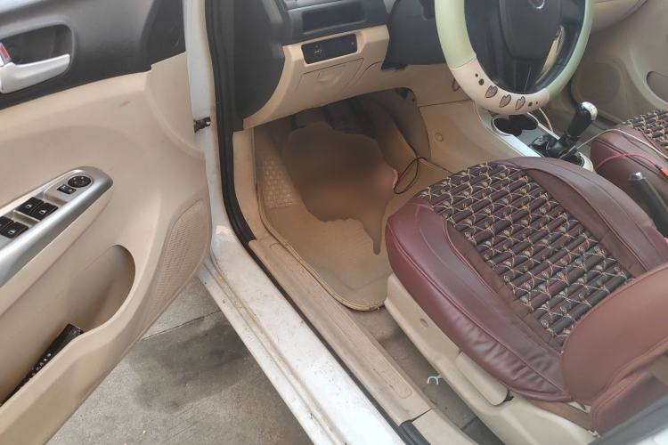 Used Haima M3 2013 1.5L Manual Base Version Driver Seat