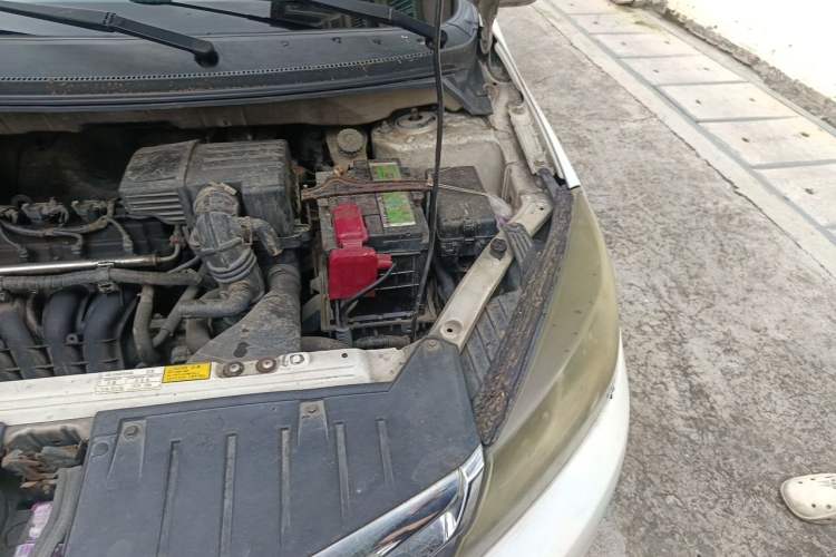 Used Haima M3 2013 1.5L Manual Base Version Engine Bay Left