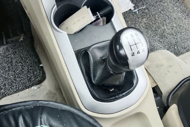 Used Haima M3 2013 1.5L Manual Elite Model Gear Lever