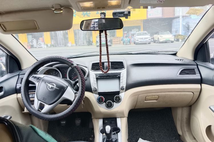 Used Haima M3 2013 1.5L Manual Elite Model Headliner